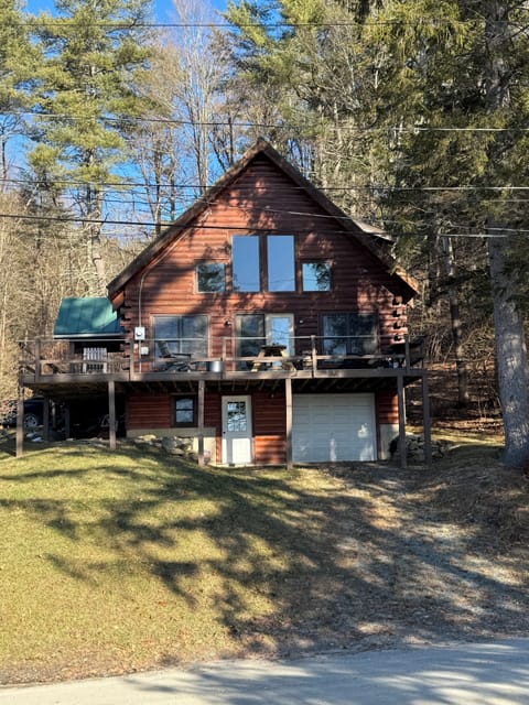 Front of the chalet that overlooks the lake