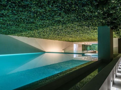 Indoor pool, outdoor pool