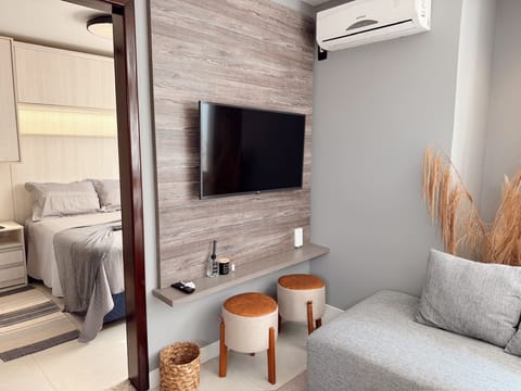 Family Studio Suite | Television