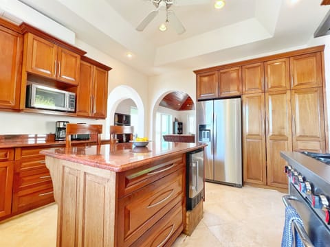 Modern, functional, and ready for your next culinary adventure. Air conditioned to keep it cool while you heat things up! 