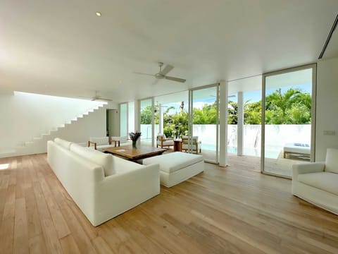 Villa, 2 Bedrooms, Private Pool | Living room