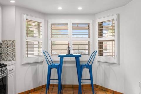 Breakfast Table for Two!