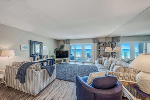 Welcome to Mariner West Unit 307!