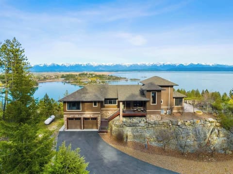 A driveway that leads to dreams, views that steal your heart.
