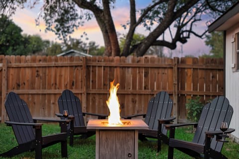 A propane fire-fit is waiting for you to wrap up your evenings.