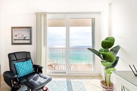 Beachcrest1006-21
