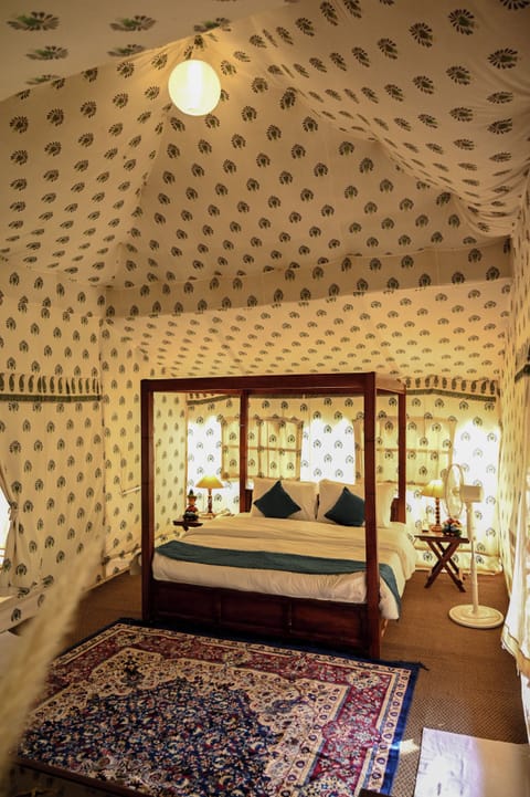 Luxury Tent, River View | 20 bedrooms
