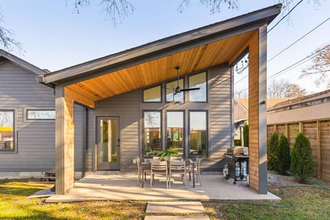 Enjoy an evening on the large patio cooking a meal on the grill and sitting by the fire pit. Enjoy an outdoor dining space with ceiling fan. Please note, we do not supply propane for the grill and fire wood for the fire pit.