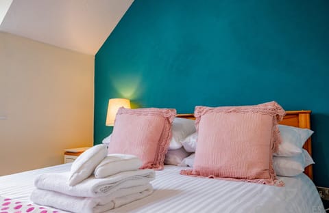 Apartment | 2 bedrooms, Internet