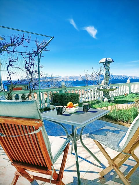 Apartment | Balcony