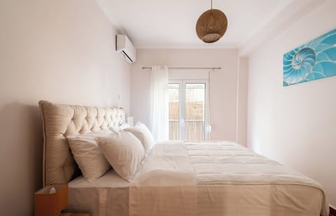 Apartment, Balcony | 2 bedrooms, Egyptian cotton sheets, premium bedding, down comforters