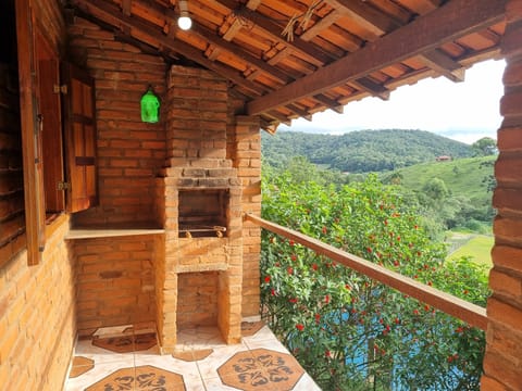 Superior Double Room, Lanai, Hill View | Individually decorated, laptop workspace, free WiFi, bed sheets