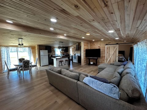 Spacious and well appointed, cozy open concept space. Smart tv with WiFi.