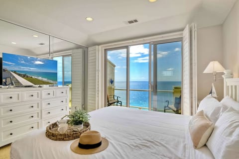 Condo, Multiple Beds, Patio, Ocean View (Beachfront Sunset) | 3 bedrooms, individually decorated, individually furnished