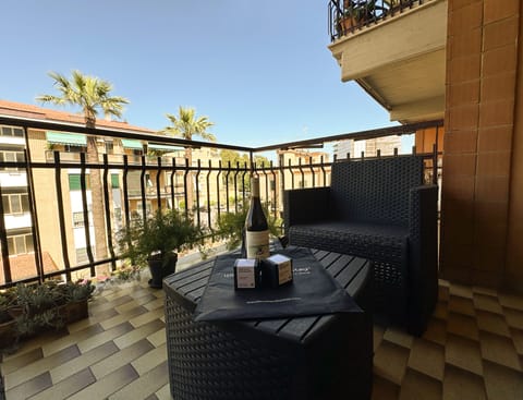 Apartment | Terrace/patio
