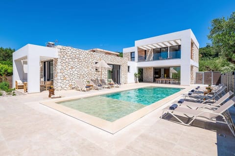 Villa Alni image