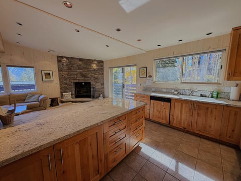 Fully Stocked Kitchen