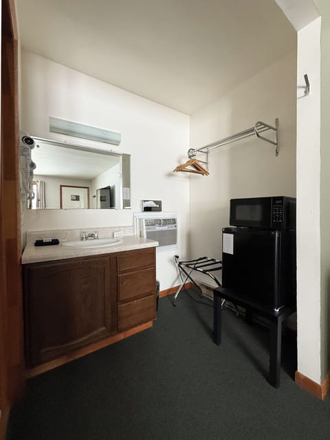 Standard Room, 2 Double Beds, Non Smoking | Laptop workspace, blackout drapes, iron/ironing board, free WiFi