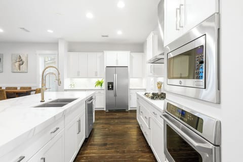 Gourmet kitchen, perfect for cooking homemade meals together.