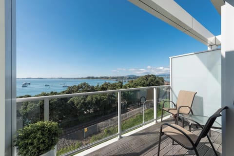 Superior King Room (Harbour View room) | Balcony