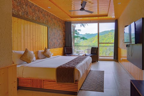 Superior Double Room, Hill View | Free WiFi