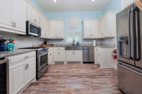 Large kitchen for preparing meals 