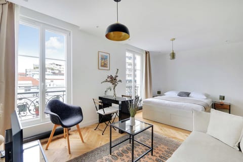 Apartment | 1 bedroom, laptop workspace, iron/ironing board, bed sheets