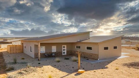 Welcome to Agave Retreat