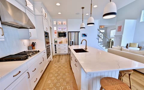 Oversized Quartz Kitchen Island