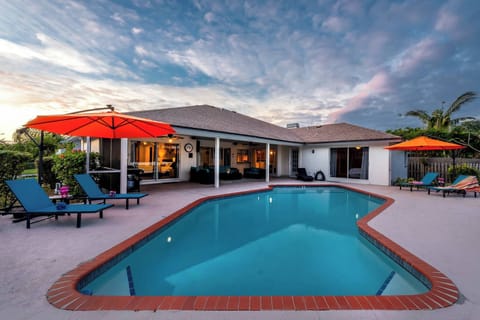 Dive into Luxury! Immerse yourself in the elegance of this stunning luxury pool, designed for ultimate relaxation and style.