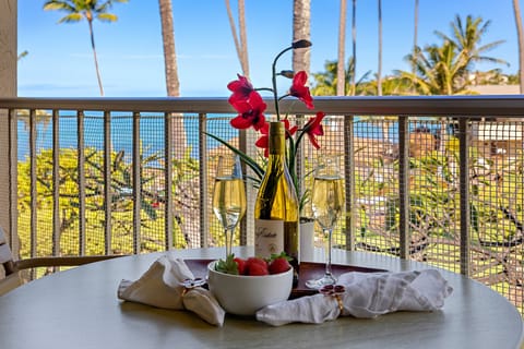 Oceanfront facing lanai