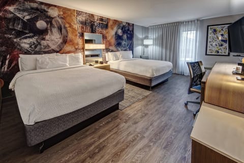 Egyptian cotton sheets, premium bedding, pillowtop beds, in-room safe