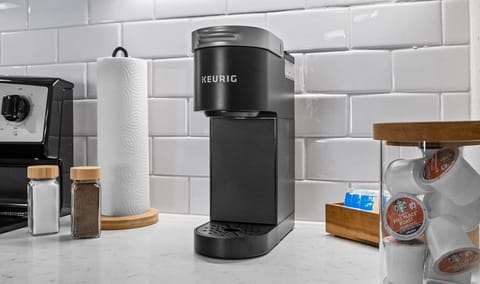 Tea or Coffee? Have Both! We've got you covered! Enjoy a hot beverage of your choice with our complimentary Tea and Coffee Bar.