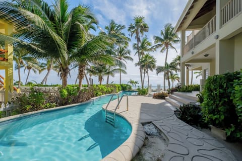 Bermuda Landings pool area