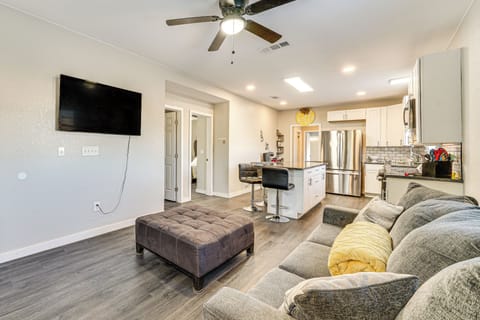 Texarkana Vacation Rental | 2BR | 2BA | 4 Steps Required | 1,341 Sq Ft