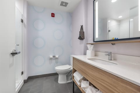 Room, 2 Queen Beds | Bathroom | Free toiletries, hair dryer