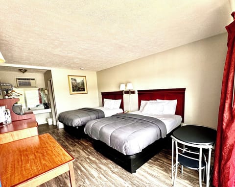 Standard Double Room, Balcony, Garden View | Desk, laptop workspace, free WiFi, bed sheets