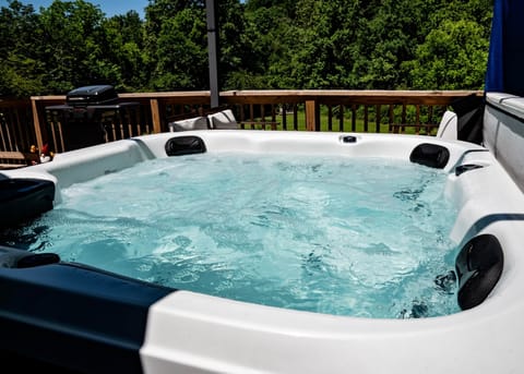 Great views from hot tub 