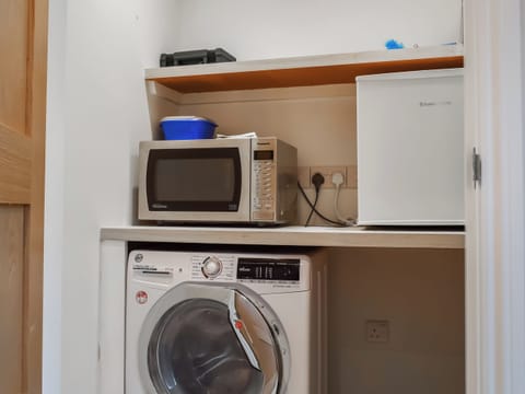 Utility room | The Courtyard, Falcutt