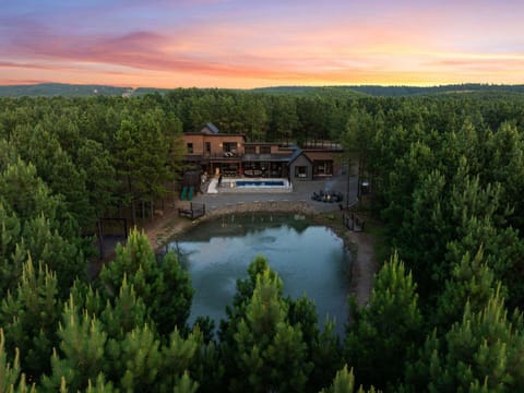 2 cabins next to each other
