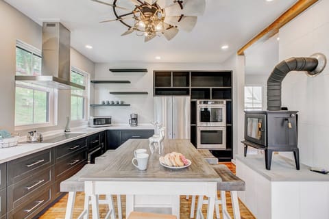 "Plenty of glassware and cookware in the kitchen for us to enjoy meals."