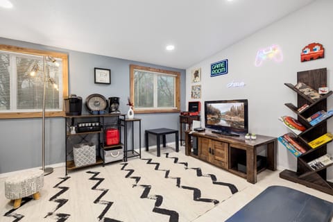  Take advantage of the game room featuring a Wii and plenty of board games!