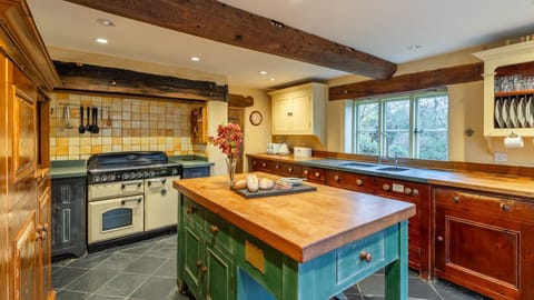 You have everything you need, including a fabulous range cooker