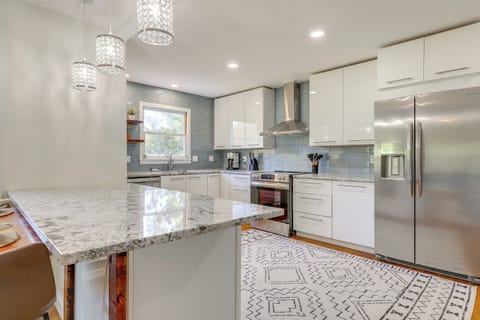 House (3 Bedrooms) | Interior