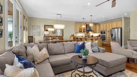 448 Beach Bike Way - 2nd Floor Living Area