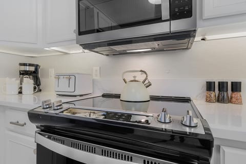 fully stocked kitchen