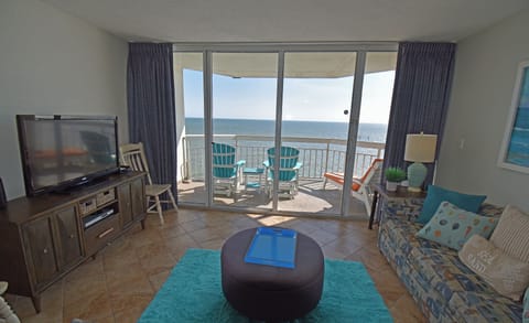 Welcome to Water's Edge 1510!