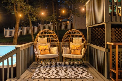 Evenings made for cozy talks and quiet moments