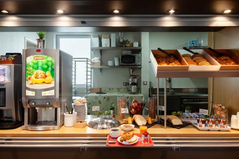 Daily buffet breakfast for a fee