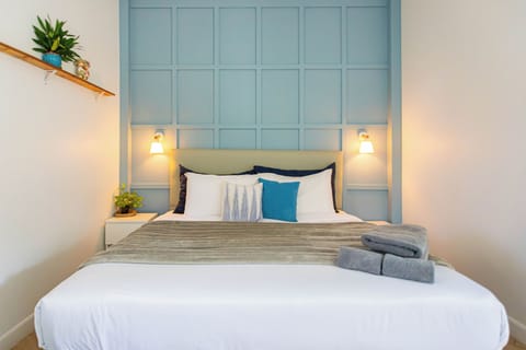 Studio | Rollaway beds, free WiFi, bed sheets